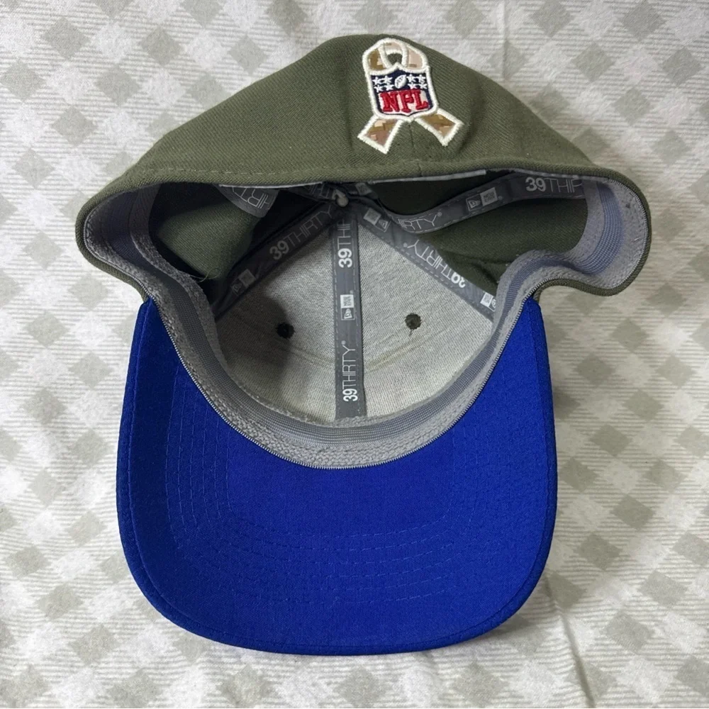 New York Giants Vintage New Era 39Thirty Salute To Service M/L FlexFit Cap Hat